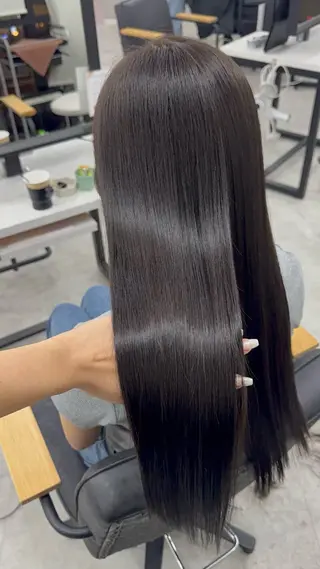 ロング カラー 赤み無し柔らかカラー 【梅田】madokaのヘアスタイル
