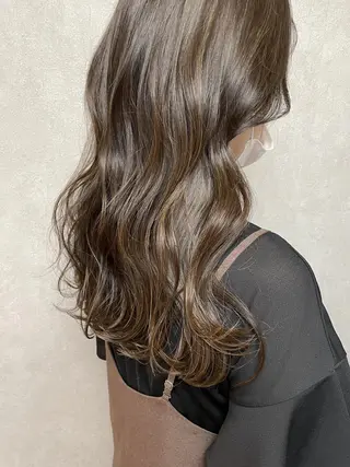 ロング カラー MAIKO 【中崎・茶屋町】のヘアスタイル