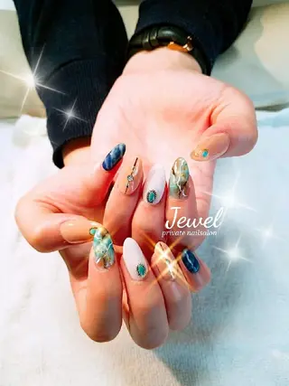 ネイル ＪＥＷＥＬ　ＮＡＩＬ所属・ＪＥＷＥＬ ＮＡＩＬのネイルデザイン