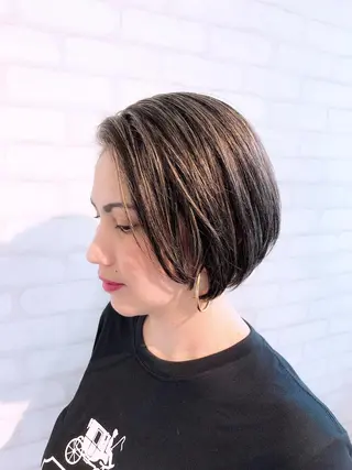 ショート カラー アオガミ （前髪顔周りカット）のヘアスタイル