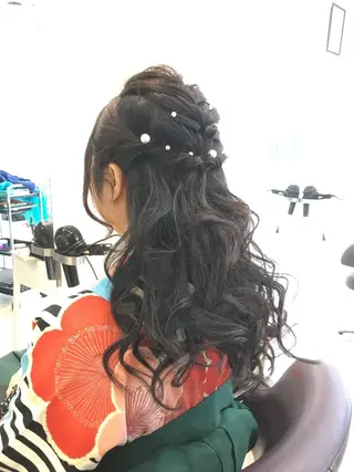 ロング ヘアアレンジ XES-TA所属・中村 よしひでのヘアスタイル