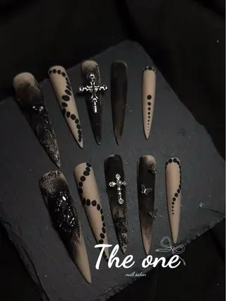 ネイル The oneアオイ アオイのネイルデザイン