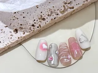 ネイル M+  Beauty Salonのネイルデザイン