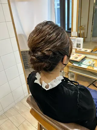 セミロング ヘアアレンジ Ami 🕊✨のヘアスタイル