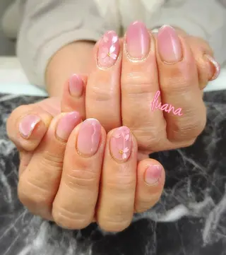 ネイル LUANA  TAKAHASHIのネイルデザイン