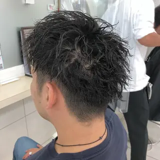 パーマ メンズ ✨️ツヤ髪✨️ 💫髪質改善💫間宮のヘアスタイル