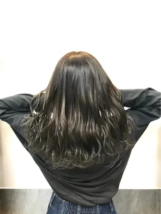 ミディアム カラー ヘアアレンジ 髪質改善特化サロン ICONIQ天神店のヘアスタイル