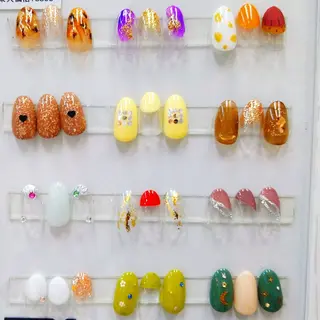 ネイル NAIL BUZZ ヒラバヤシのネイルデザイン