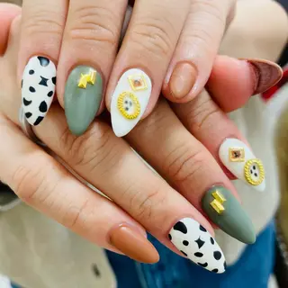 ネイル SYU NAILのネイルデザイン