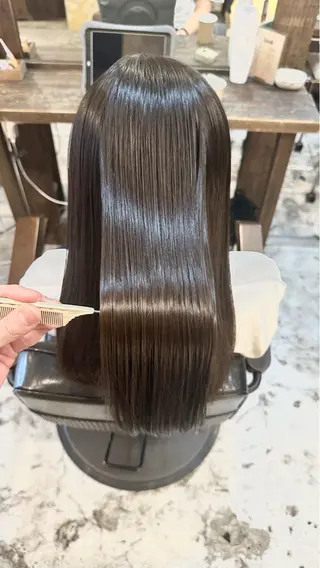 ロング 髪質改善/縮毛矯正/ 艶カラー/内山翔太のヘアスタイル