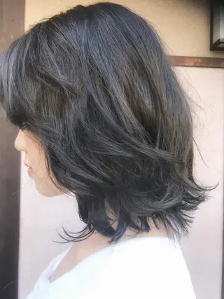 ショート カラー vato マンツーマンサロンのヘアスタイル