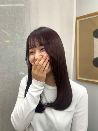 セミロング カラー タナベ リオのヘアスタイル