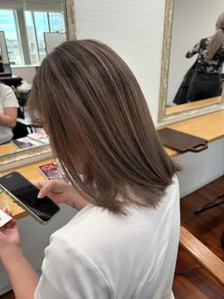ミディアム カラー ヘアアレンジ グランルッソ所属・✨岡山バレイヤージュ ハイライト✨のヘアスタイル