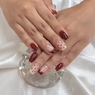 ネイル NAILSALON LUNON 獨協大学前駅店所属・LUNON 獨協大学前駅店のネイルデザイン