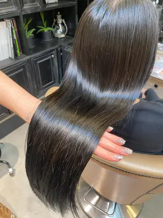 ロング カラー しまだ みゆのヘアスタイル