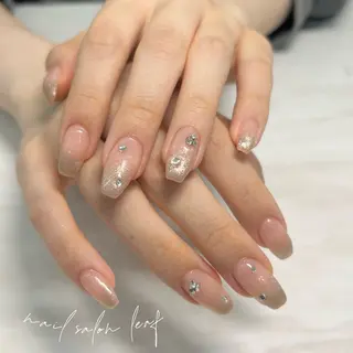 ネイル Leaf ちかほのネイルデザイン