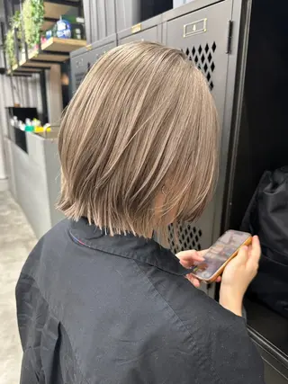 ショート 切りっぱなしボブ/ 小顔ボブNANAのヘアスタイル