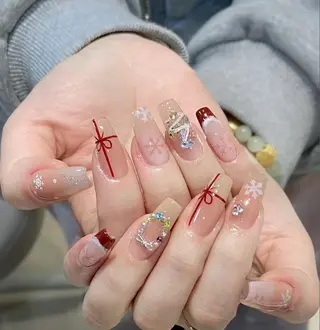 ネイル Lynn_ Nailのネイルデザイン