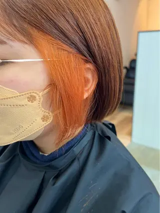 ショート 店長🩷艶カラー 🧡💛リサ🫧のヘアスタイル