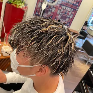 ショート カラー メンズ peakshair所属・髪質改善/メンズパ ーマ𝒀𝑼𝑻𝑶のヘアスタイル