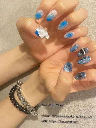 ミディアム NAILSALON 🍔Timna🍟のネイルデザイン