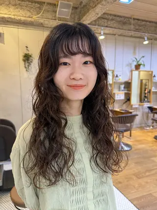 ロング 松尾 知晃のヘアスタイル