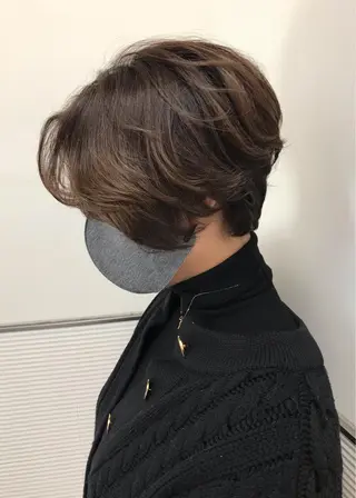 ショート カラー 千葉 慎也のヘアスタイル