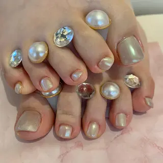 ネイル imymemine所属・渡邊 束紗のネイルデザイン