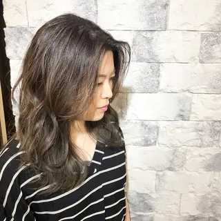 セミロング カラー AUBE HAIRazul吉祥寺所属・綺麗な髪質にしたい方 限定🌈清水 祥のヘアスタイル