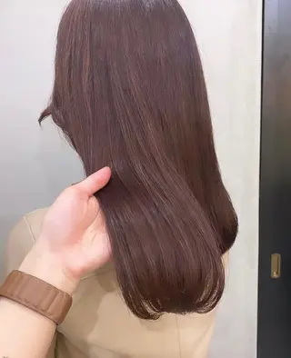 ロング ブリーチなしダブルカ ラー🩶manamiのヘアスタイル