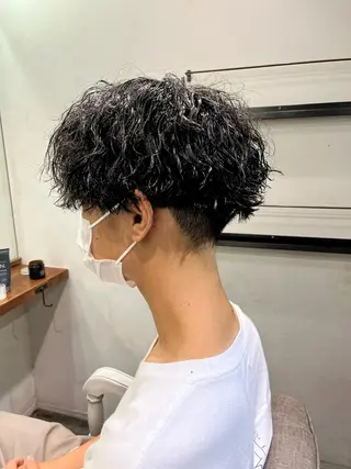 ミディアム パーマ メンズ アイブロウ 京都駅メンズカット/ パーマ/Keigoのヘアスタイル