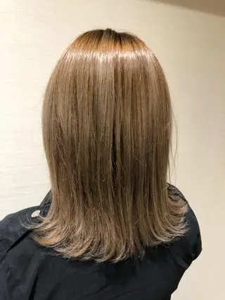 ミディアム i.+sapporo所属・ショート/レイヤー /札幌/小山内のヘアスタイル