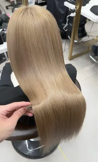 ロング カラー ケアブリーチ 韓国レイヤーKYONのヘアスタイル