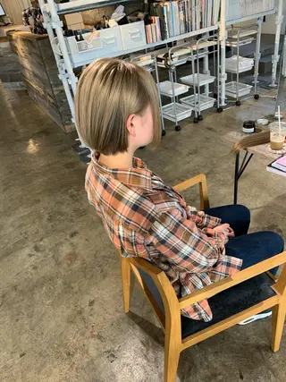 ショート カラー 🌈ディレクター🌈 徳松優希のヘアスタイル