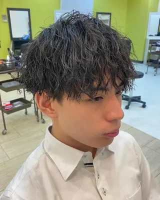 パーマ メンズ 年間2000名担当◎ パーマ職人/仲原佑樹のヘアスタイル