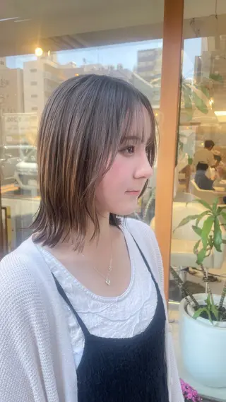 ミディアム 福田 千尋のヘアスタイル