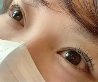 マツエク・マツパ SPINEL Sawaのヘアスタイル