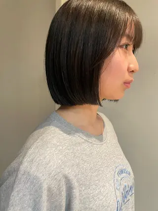 ショート カラー ハナ🌼 ボブ/透明感カラーのヘアスタイル