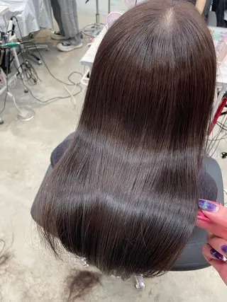 ロング ムラ修正ブリーチ 山田眞之介のヘアスタイル