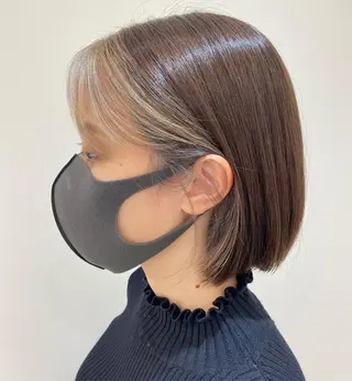 ショート カラー 細めハイライト🩶 ボブ/レイヤーカットのヘアスタイル