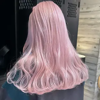 カラー RINA .のヘアスタイル