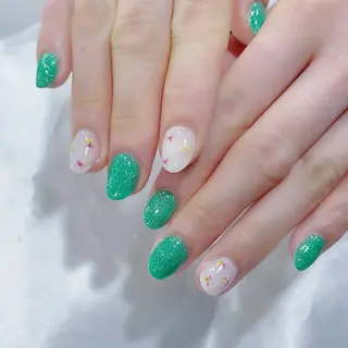 ネイル Allure小山店 Yukiのネイルデザイン