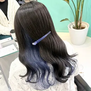 セミロング カラー Natsuki‎🤍 透明感×艶カラー🫧のヘアスタイル