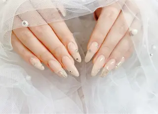 ネイル ᴿᴬᴺᴼᴺ 🤍 𝐴𝑌𝐴𝐾𝐴のネイルデザイン