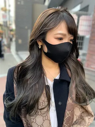 ロング カラー ハイトーンカラー RYUのヘアスタイル