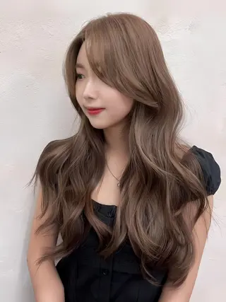 ロング カラーエクステ 大阪梅田徒歩7分のヘアスタイル