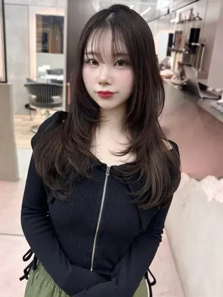 ロング 新宿/韓国レイヤー/ 顔周りカット松本美晴のヘアスタイル