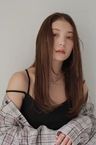 セミロング カラー saya 🧸 cut/colorのヘアスタイル