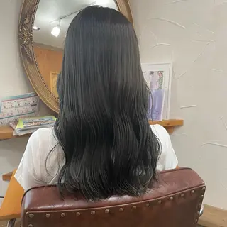 セミロング カラー 🌼RIKA🌼レデ ィース専門💖のヘアスタイル