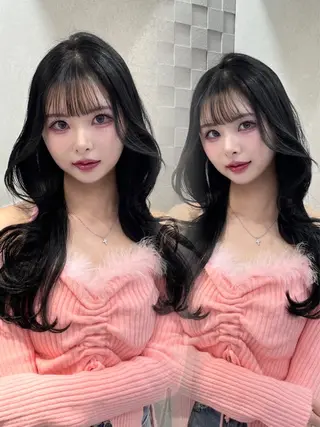 カラー 𝑿𝑬𝑵𝑨 𝐿𝑈𝑁𝐴のヘアスタイル